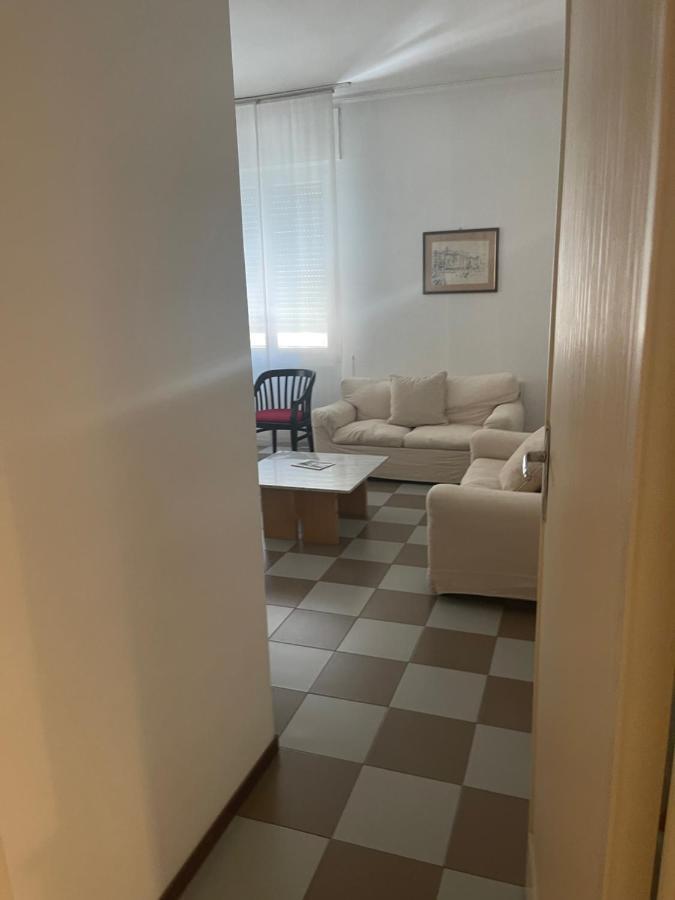 Central Home ลาสเปเซีย ภายนอก รูปภาพ